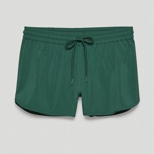 TNA | Distance 3” Short in color Kelp